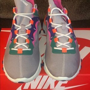 Women’s Nike React Element 55